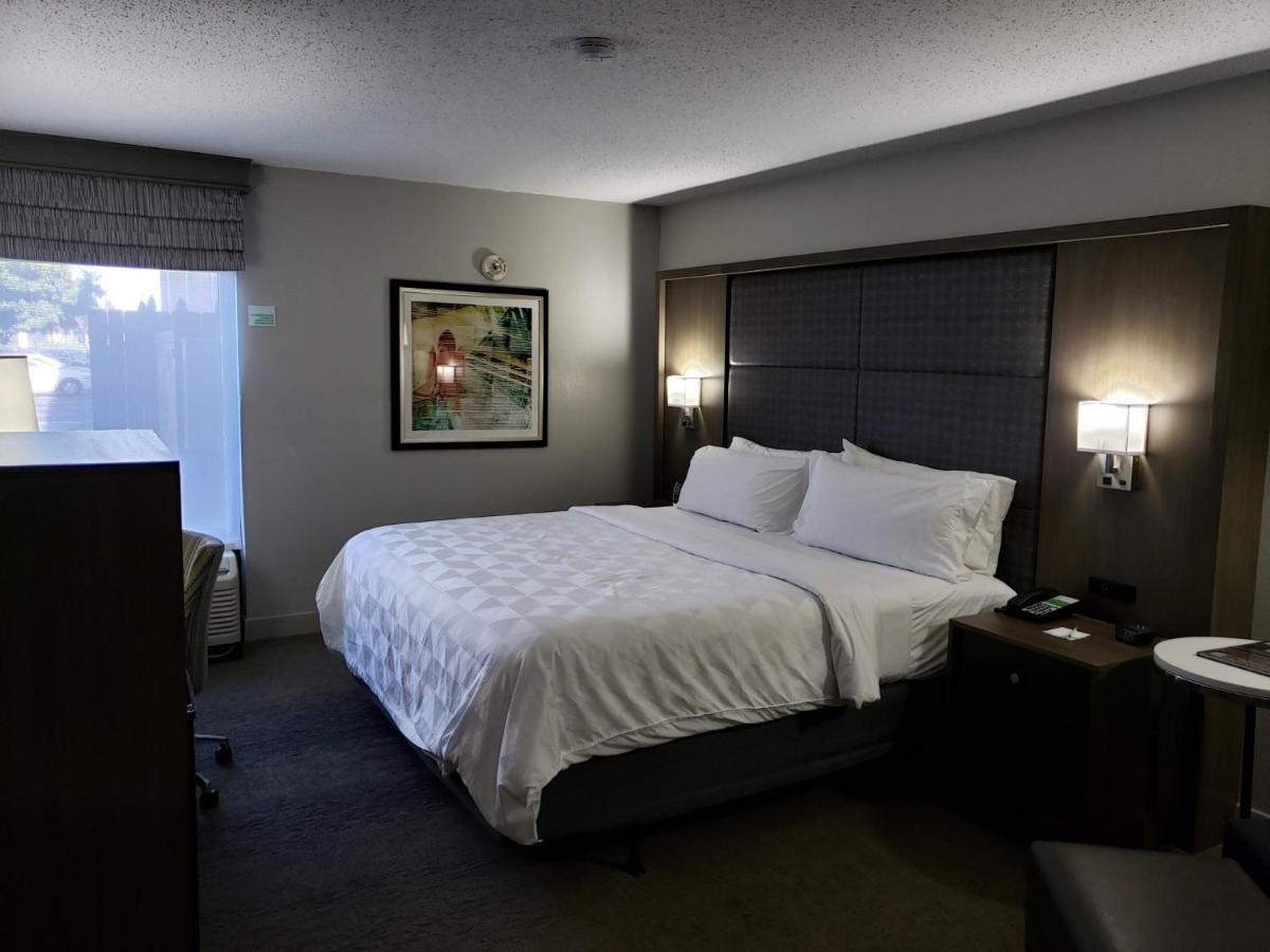 Holiday Inn Huntsville - Research Park By Ihg Exterior photo